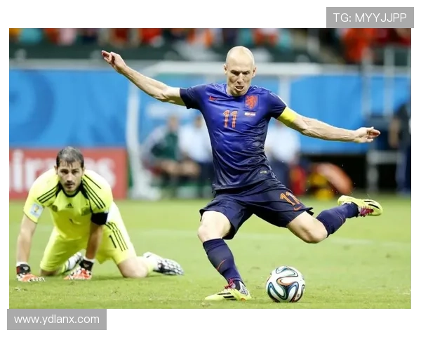 全球足球动态:梅西伤愈归队,C罗续约消息频传,欧洲杯预选赛战况激烈