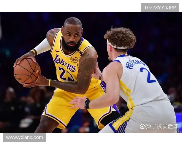 詹姆斯率湖人逆转勇士 库里关键三分失手引全场震惊